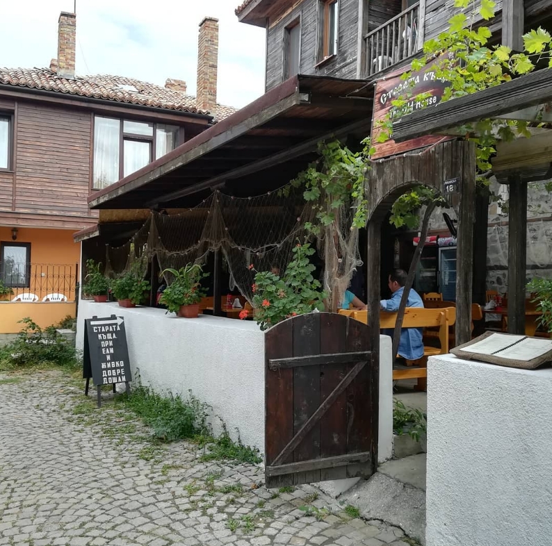 Что привезти из Болгарии в подарок. Болгарские сувениры